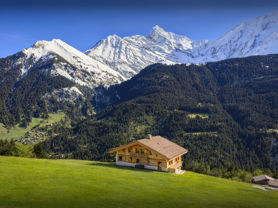 Property building, Natural landscape, Summer, Mountain view