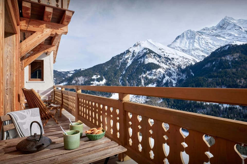 Day, Natural landscape, View (from property/room), Mountain view