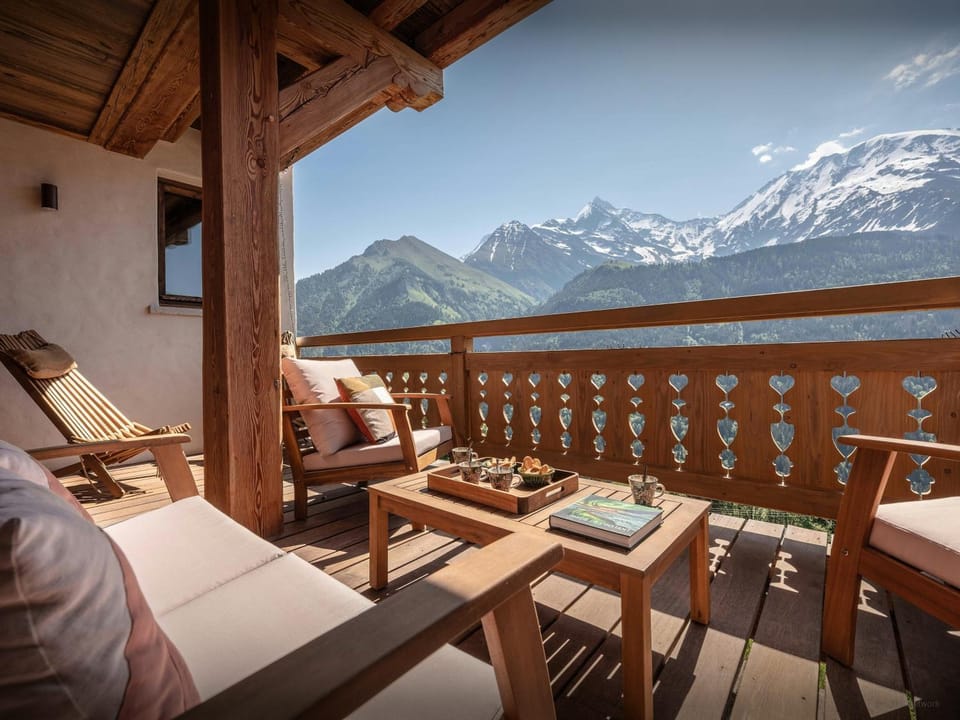 Day, Natural landscape, Summer, View (from property/room), Balcony/Terrace, Seating area, Mountain view