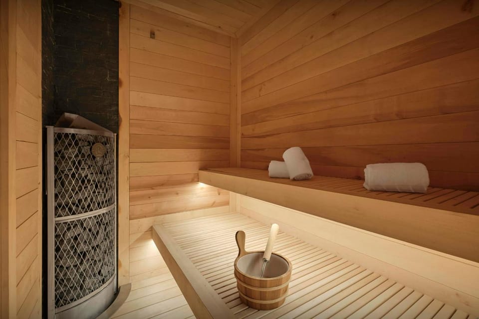 Sauna, Area and facilities