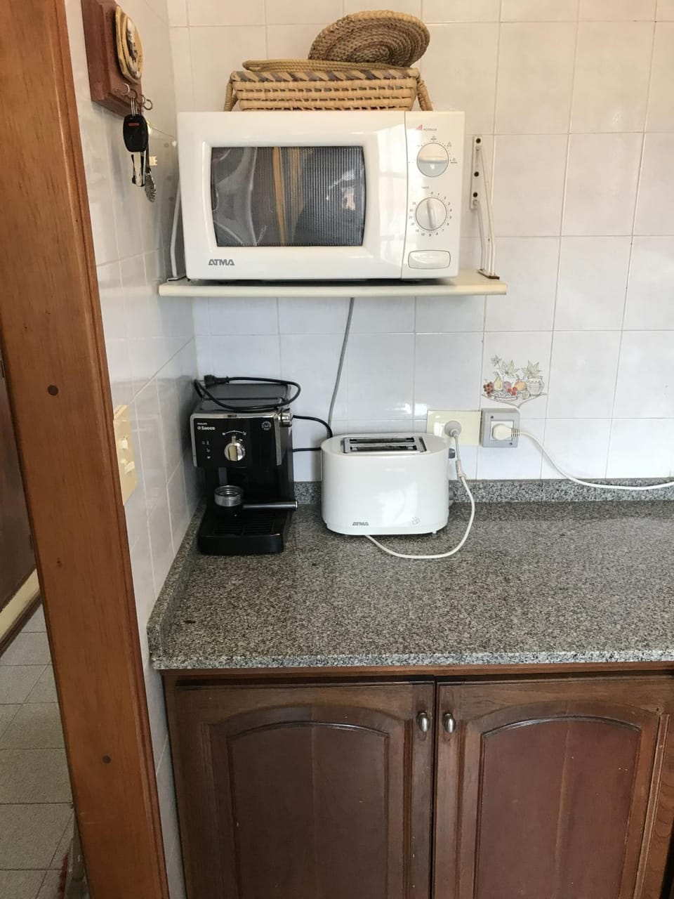 Coffee/tea facilities