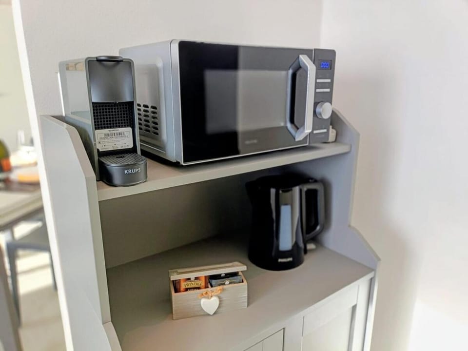 Breakfast, kitchen