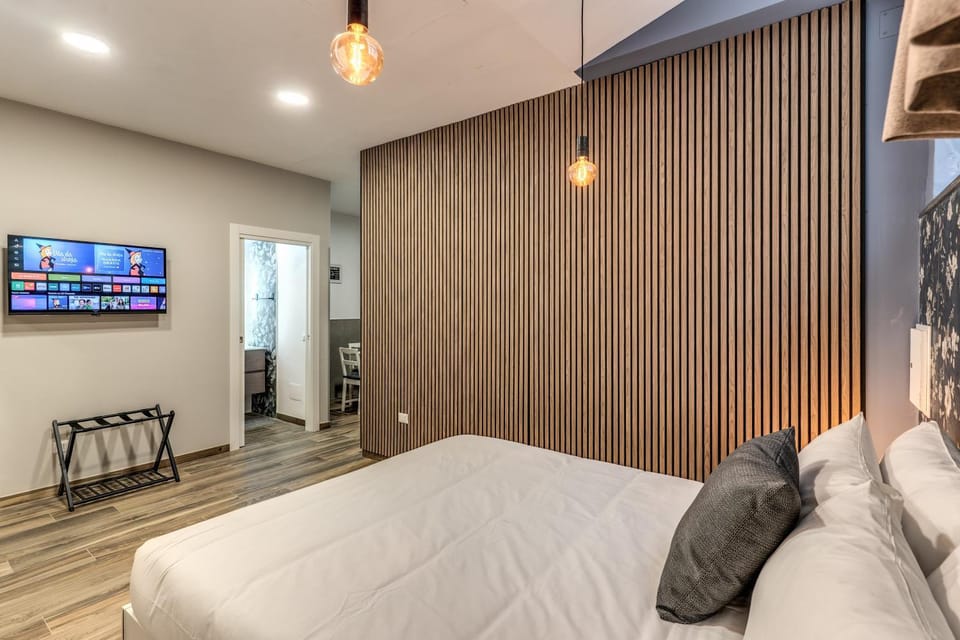 Communal lounge/ TV room, Bed, TV and multimedia, Photo of the whole room, Bedroom