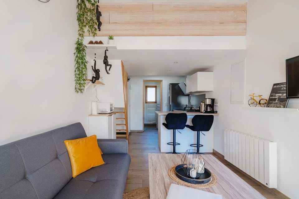 Property building, Living room