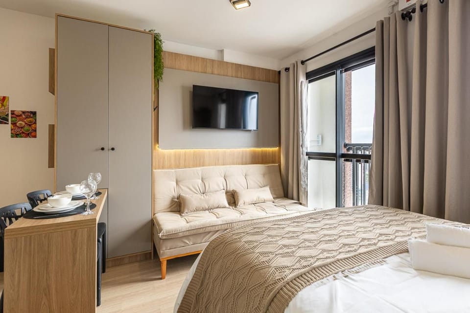 Studio Aconchegante e Central com Piscina, Academia e Coworking Apartment in Curitiba