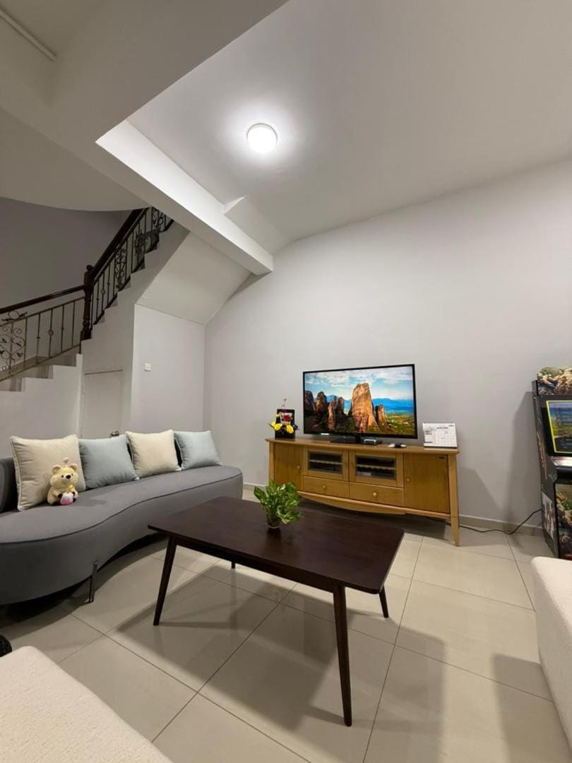 NEW Pool, HauVilla ,Arcade, TownArea 5BR 20PAX Villa in Malacca
