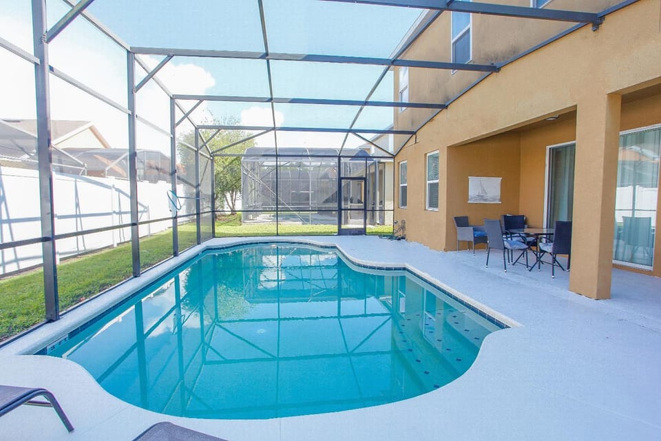 Spacious Home - Veranda Palms w Heated Pool & BBQ House in Kissimmee