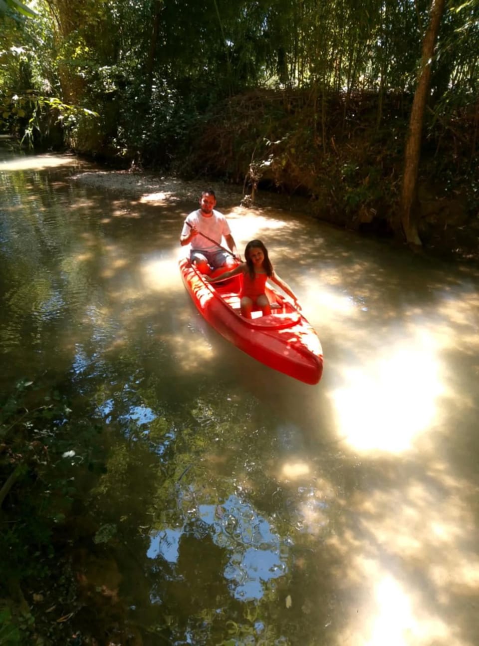 Camping le beauvillage Lauzerte Campground/ 
RV Resort in Occitanie