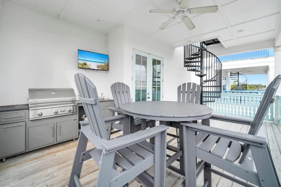 The Lotus by Stay on 30a House in Inlet Beach