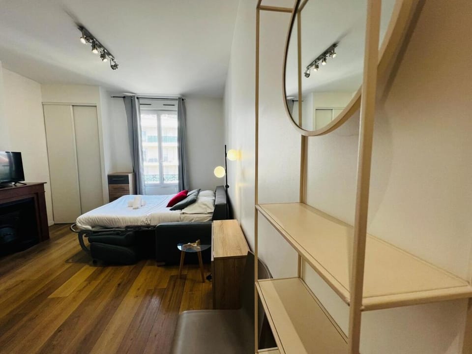 Antoine 4 - Studio - Monplaisir Apartment in Lyon