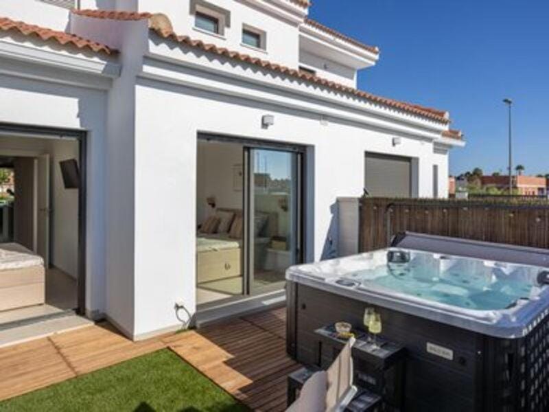 Serenity Garden & Spa House in Los Alcázares