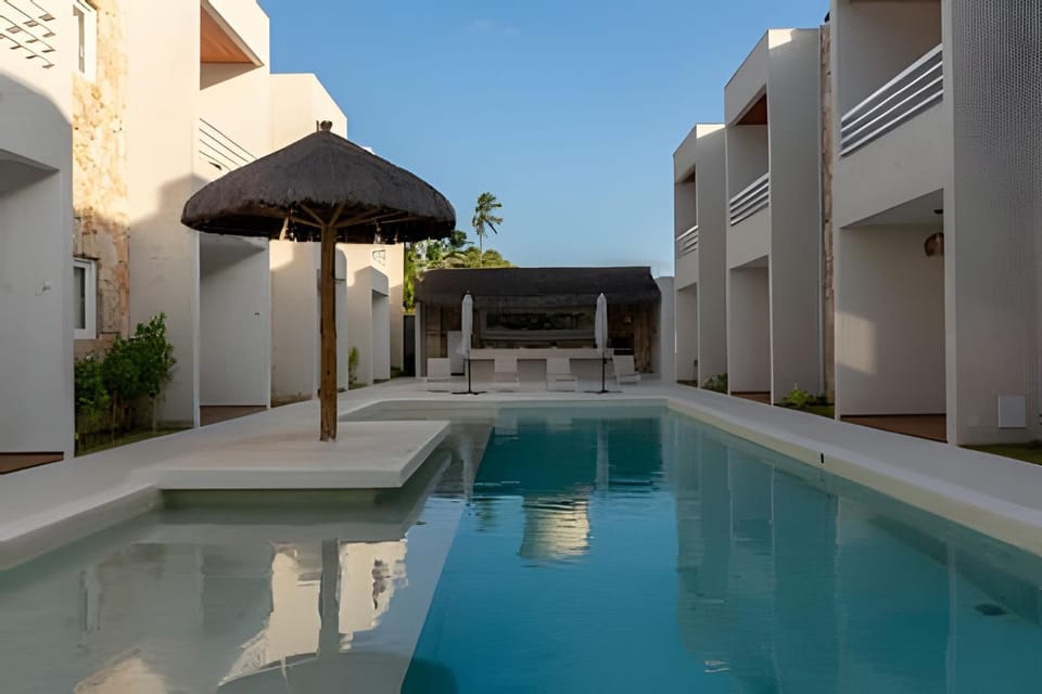 Pool view, Swimming pool