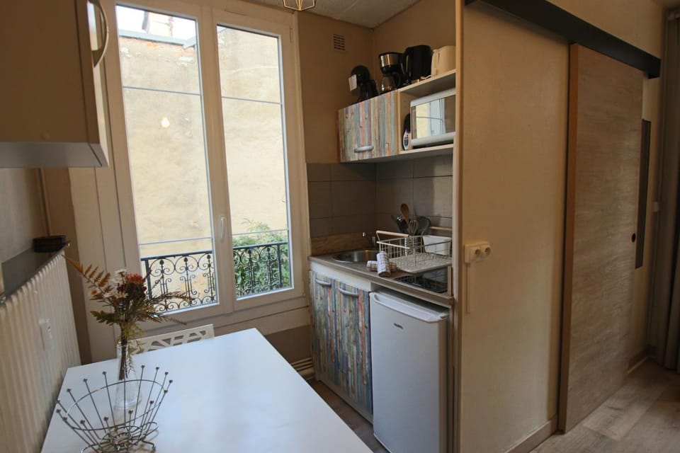 Kitchen or kitchenette, microwave