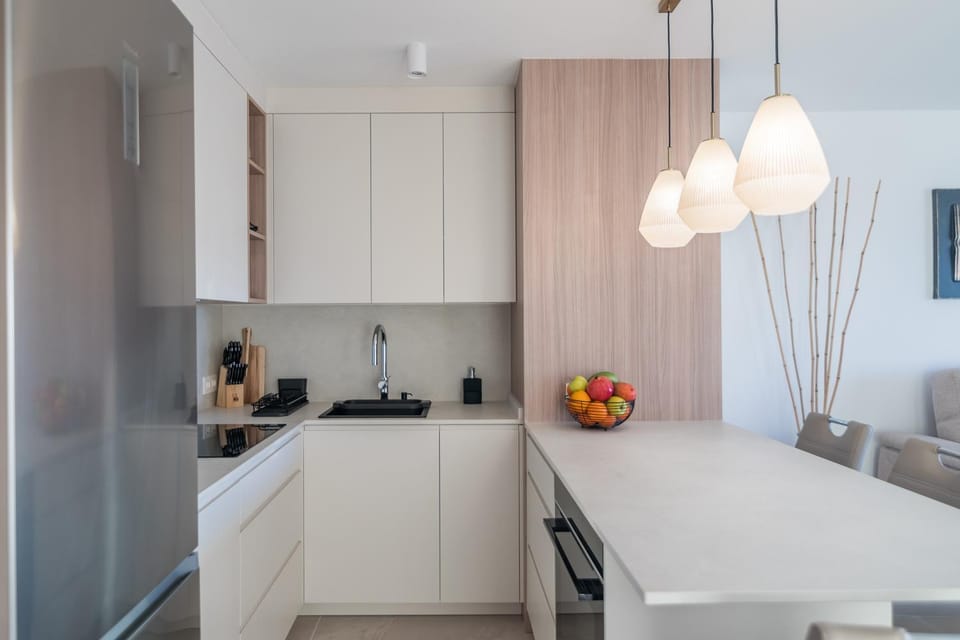 microwave, oven, stove, kitchen