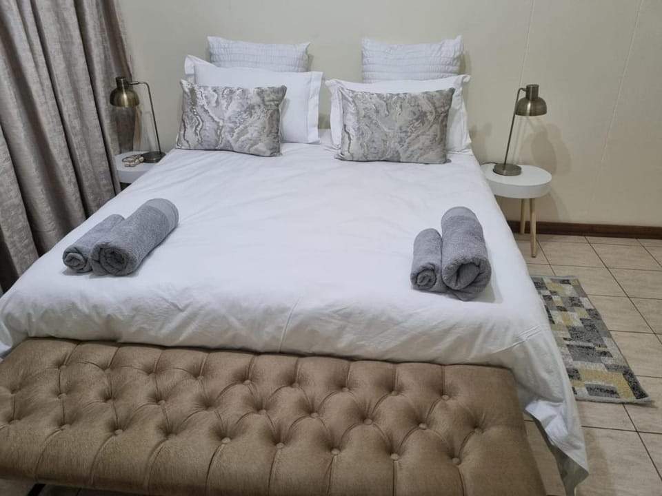 Serene Apartment at Arlington with power backup Apartment in Zimbabwe