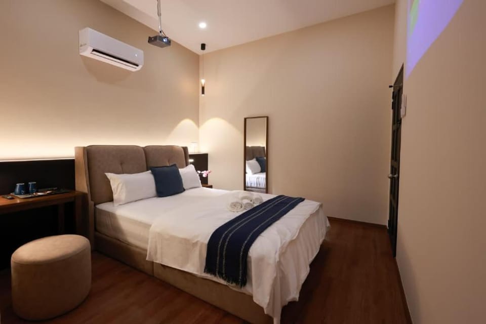 The Cintra Muse Hotel at Central of Georgetown and UNESCO Hotel in George Town