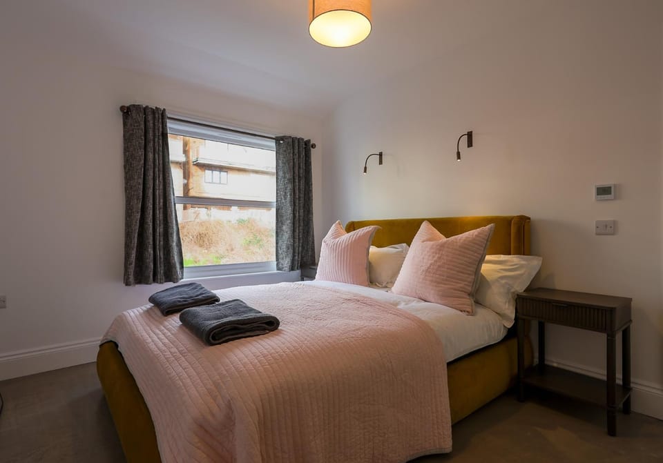 2 bedroom Loft apartment with sea views in St Leonards on Sea Apartment in Hastings