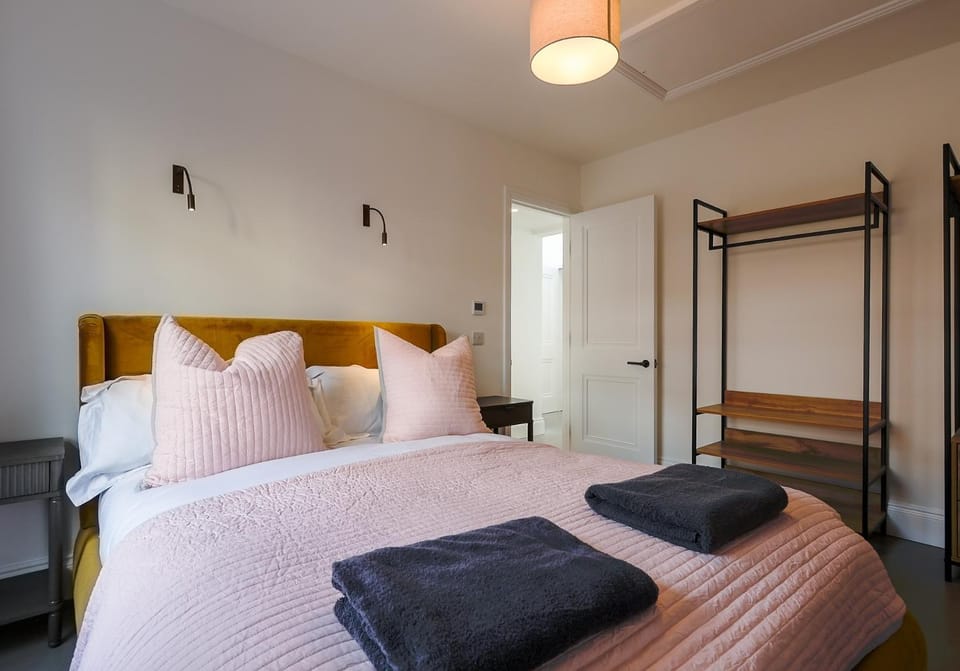 2 bedroom Loft apartment with sea views in St Leonards on Sea Apartment in Hastings