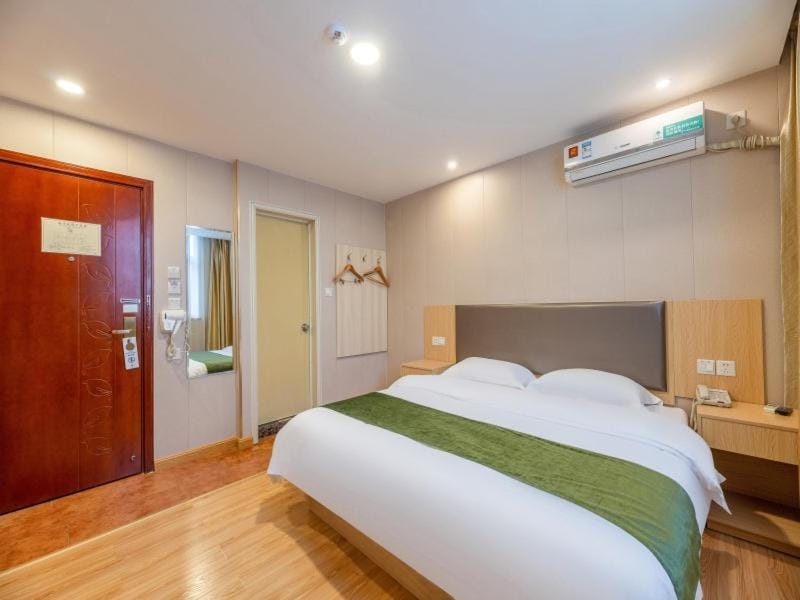 GreenTree Inn Shandong Jining Railway Station Express Hotel Hotel in Shandong