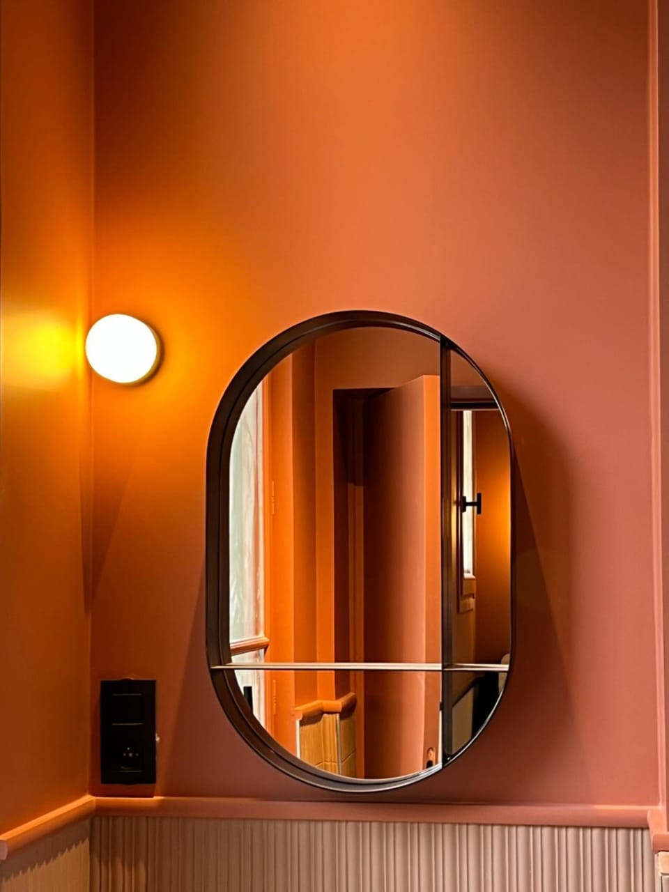 Bathroom, Decorative detail
