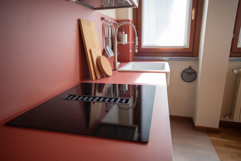 Kitchen or kitchenette, stove, kitchen