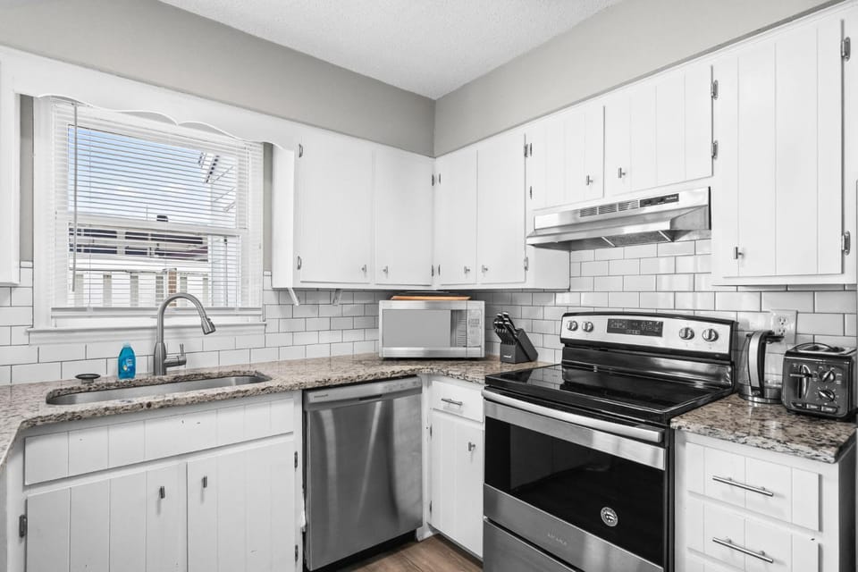 Just Beachy MB Apartment in Myrtle Beach