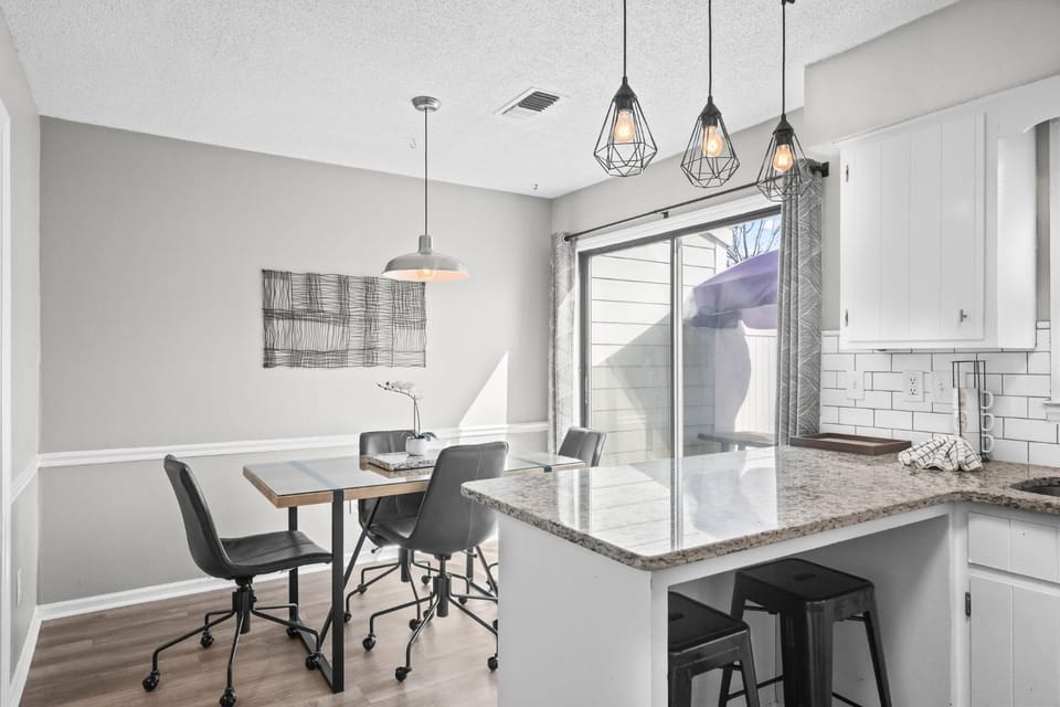 Just Beachy MB Apartment in Myrtle Beach