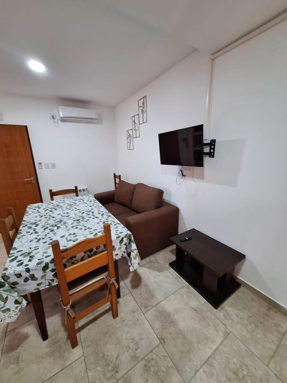 Artigas 505 dpto 5 Apartment in Colón