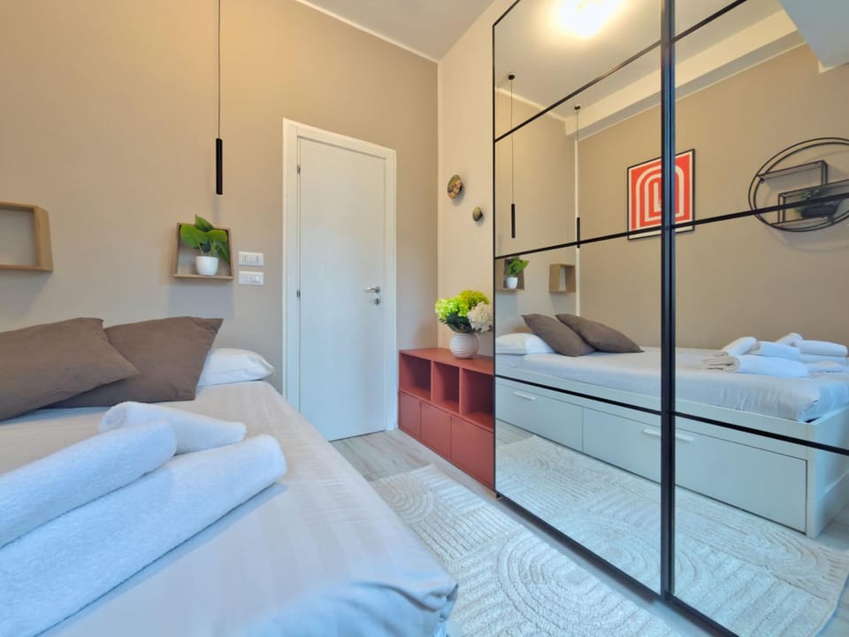 Homeby, Le finestre di NoLo Apartment in Milan
