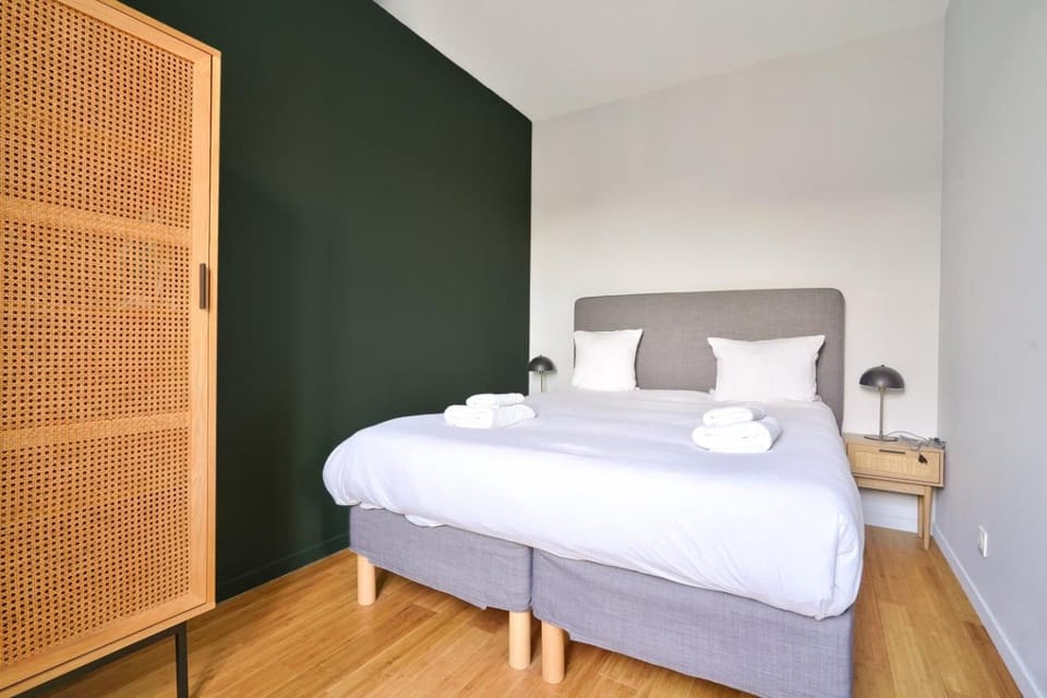 Lovely 1BR flat with direct access to subway, tram, and RER Apartment in Vitry-sur-Seine