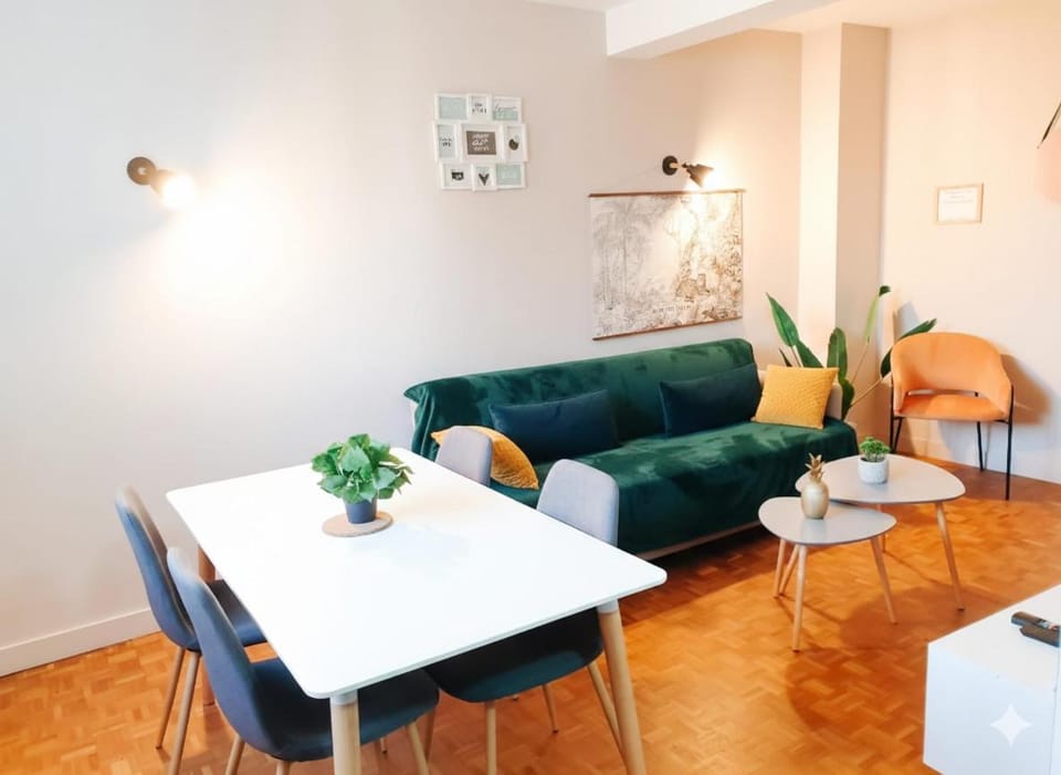 New Cosy Home - T5 - Grand appartement avec parking gratuit Apartment in Pau