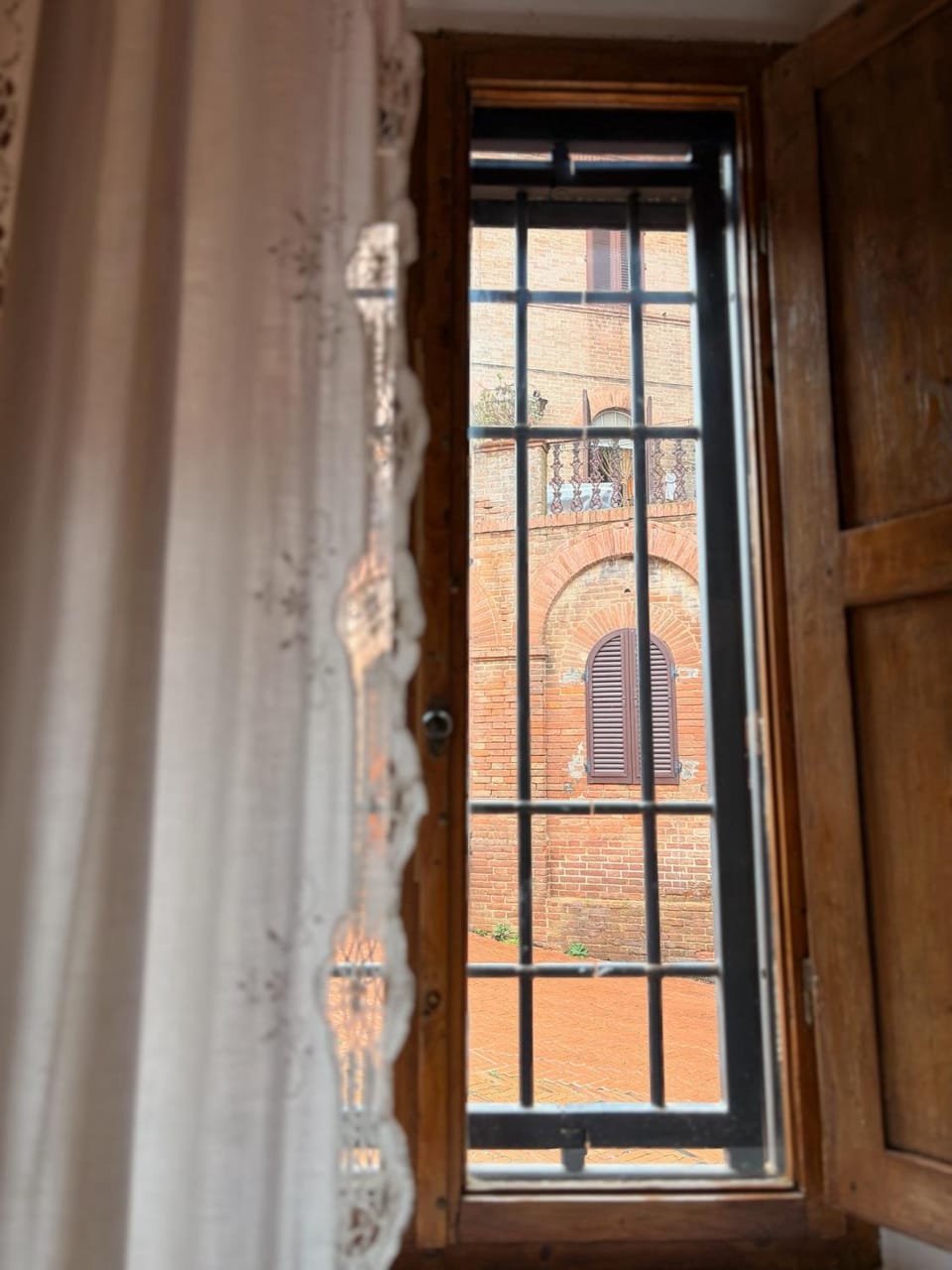 View (from property/room), City view