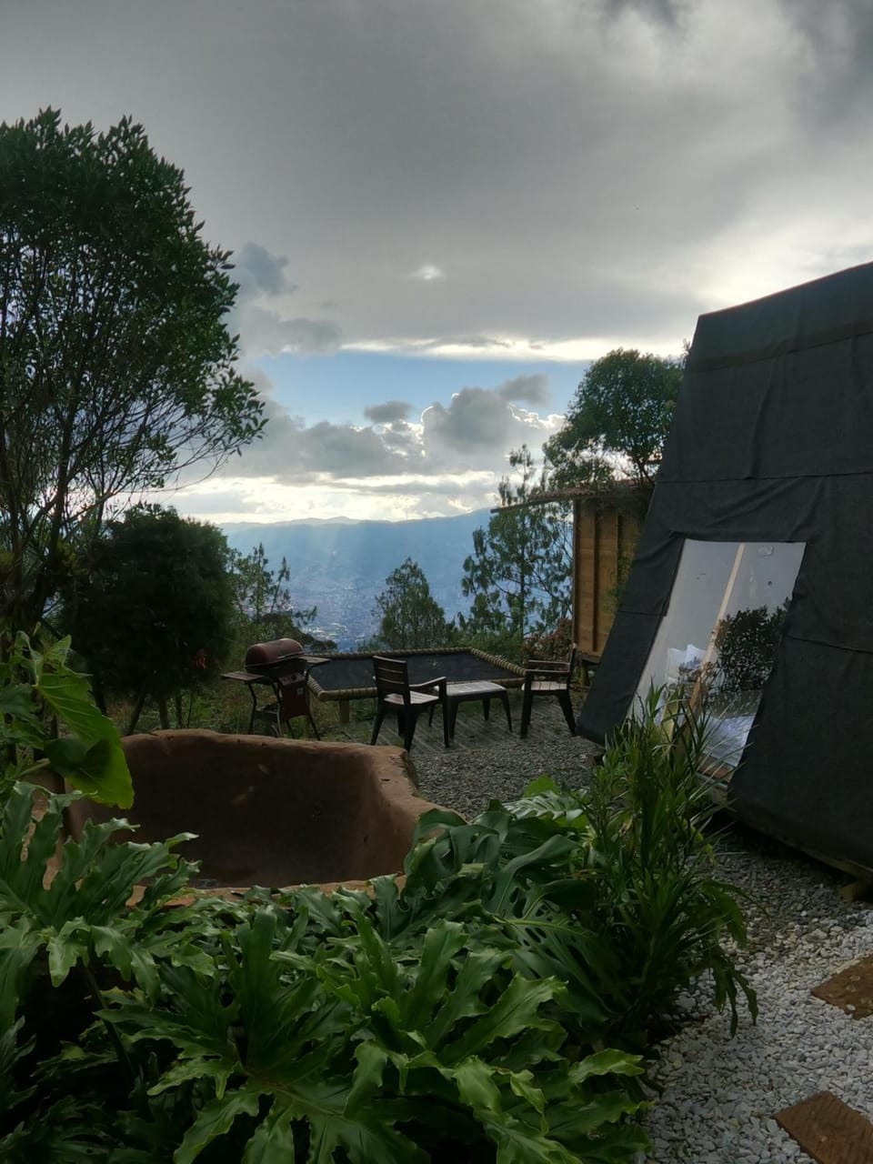 Glamping Eros Campground/ 
RV Resort in Medellin