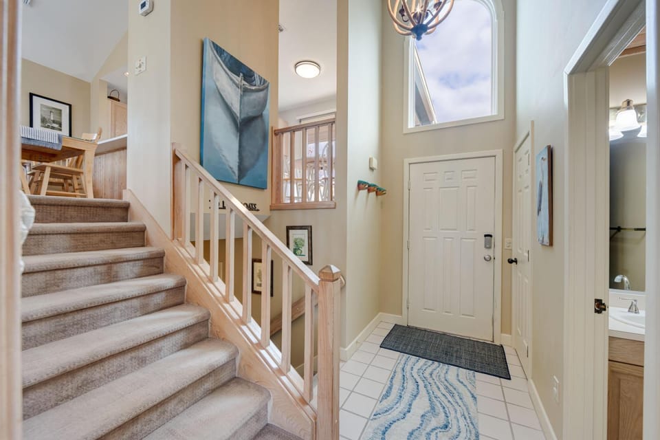 Marsh Tide Retreat House in Roanoke Island