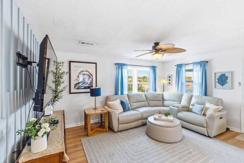Stout and About House in Kill Devil Hills