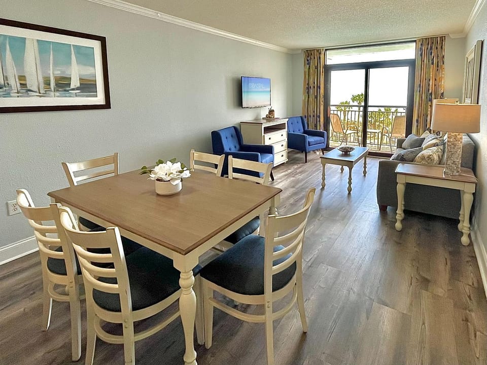 Stunning & Spacious Suite 318 OR Apartment in Myrtle Beach