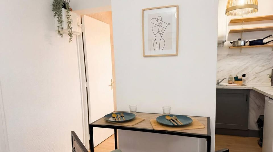 Living room, kitchen