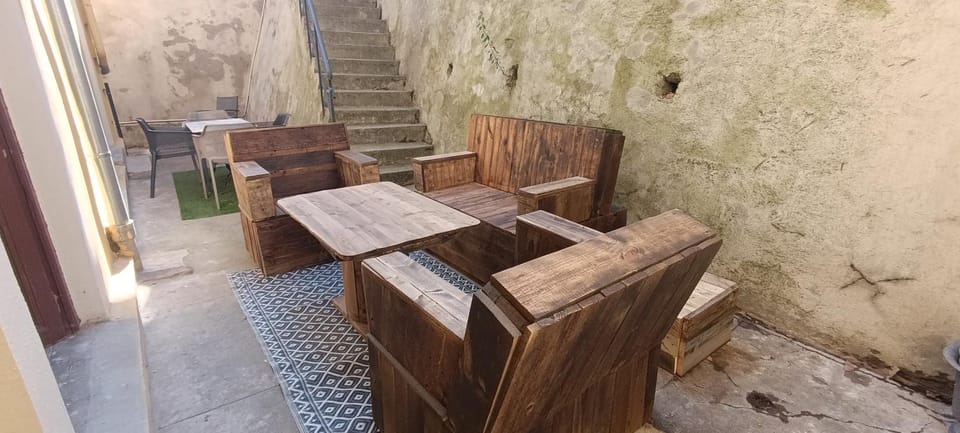 apt 5, 1er étage, un T2 avec terrasse, 4 couchages Apartment in Alt Empordà