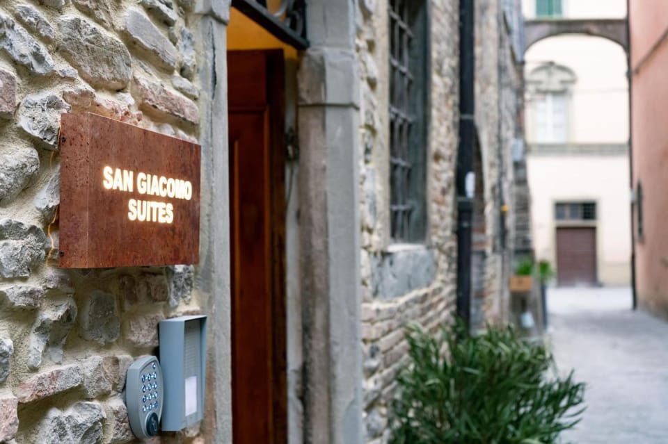 San Giacomo Suites Bed and Breakfast in Citta di Castello