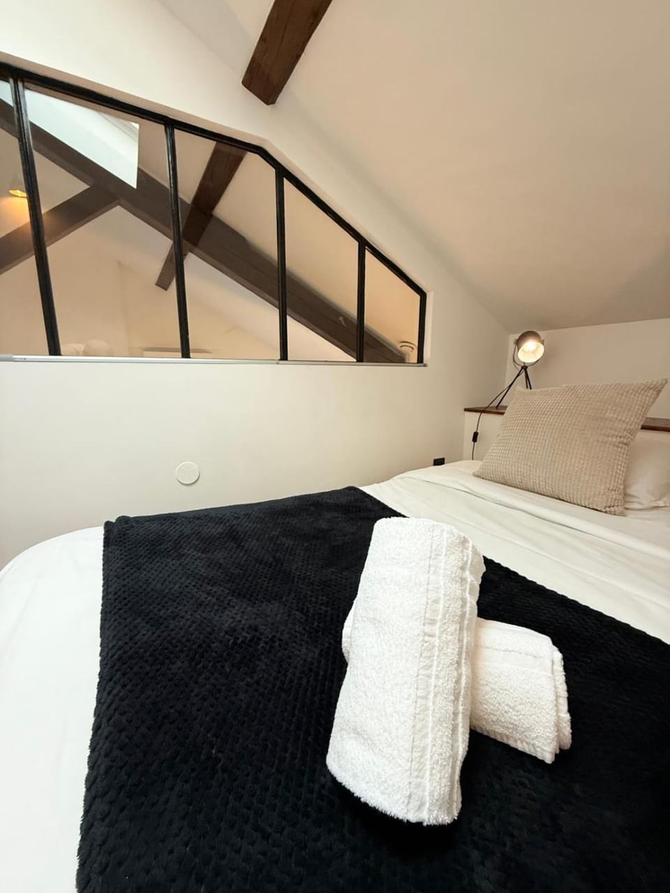 Brottillon 2 - 1 Bedroom - Pierre Bénite Apartment in Auvergne-Rhône-Alpes