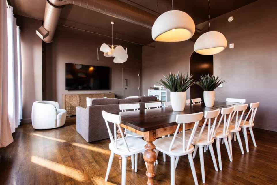 Lou-Belle Suite Apartment in Jefferson County