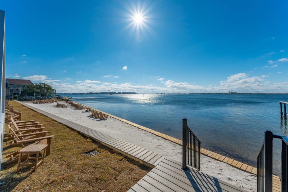 Luxury Waterfront Cabin 6 Cabin in Fort Walton Beach