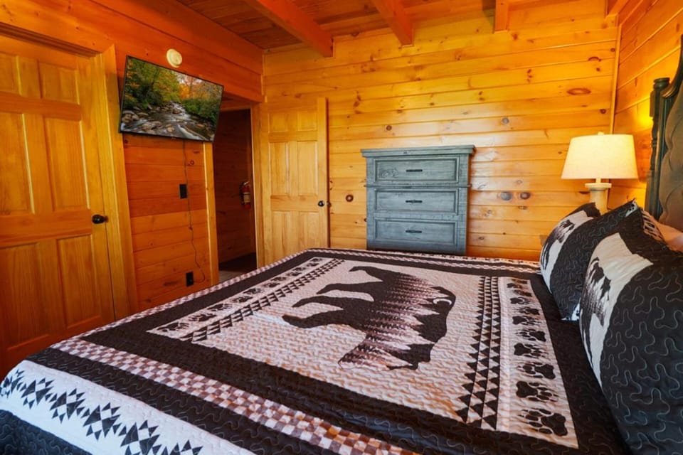 Eagles Roost House in Sevierville