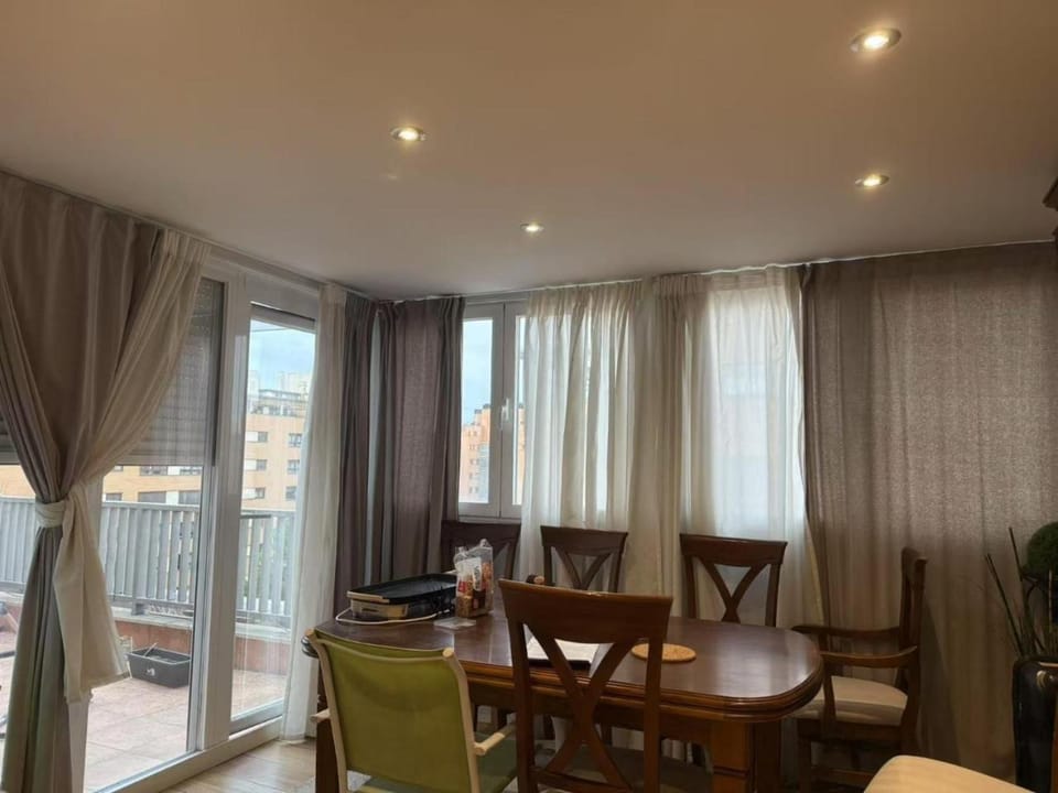 Madrid-guest room-city center&airport Apartment in Madrid