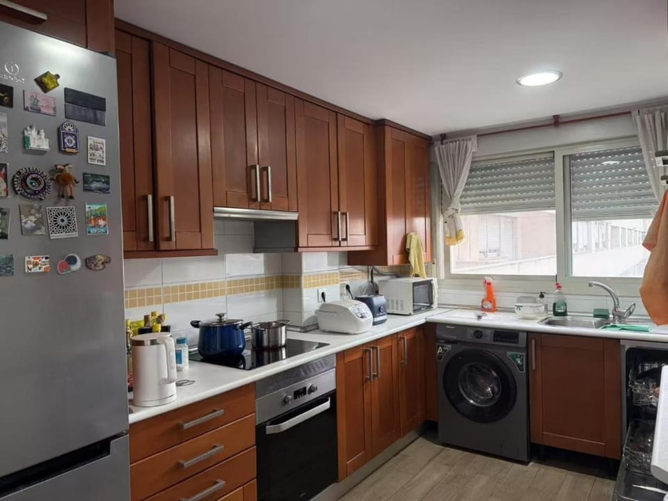 Madrid-guest room-city center&airport Apartment in Madrid