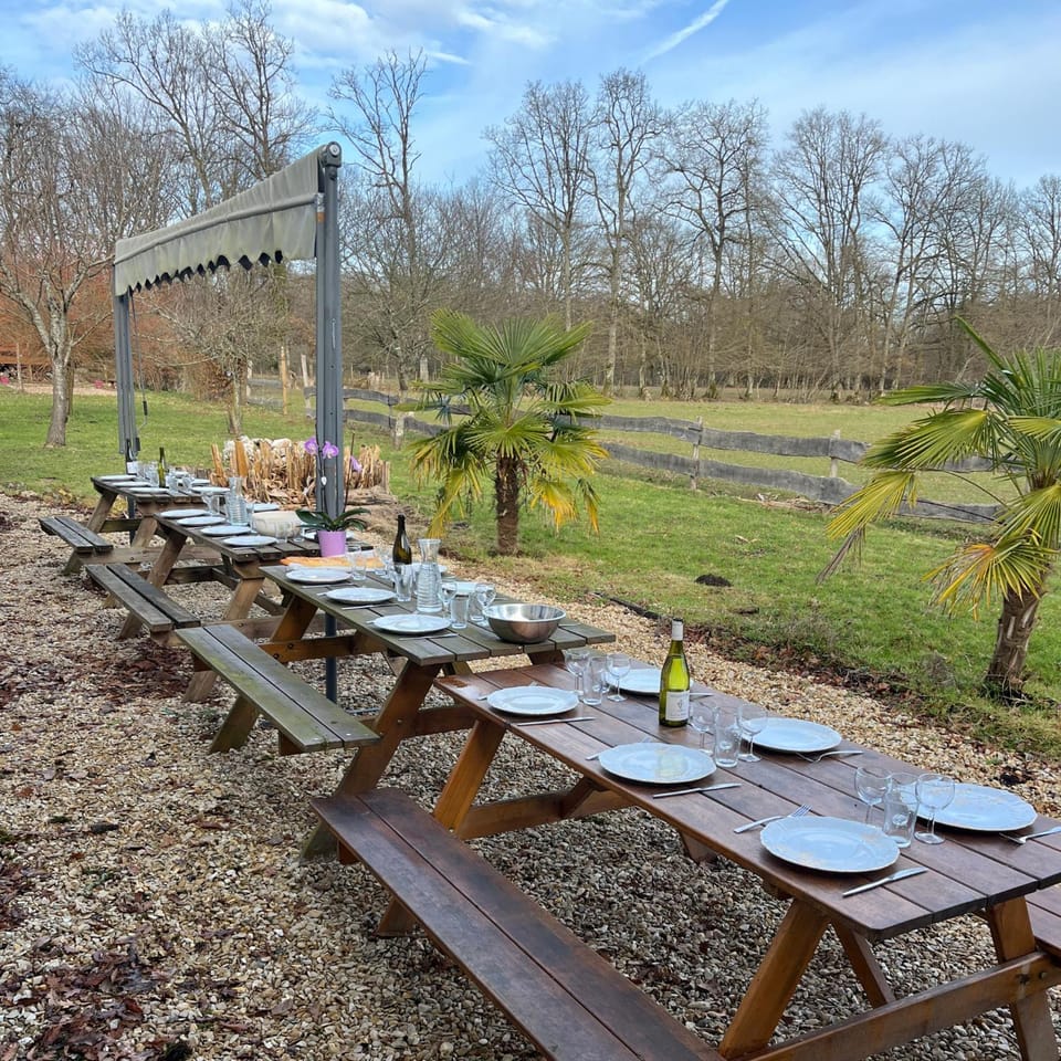 Domaine avec piscine pour 27-36 personnes House in Centre-Val de Loire