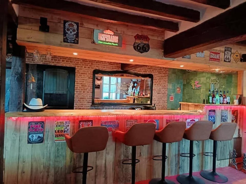 Lounge or bar