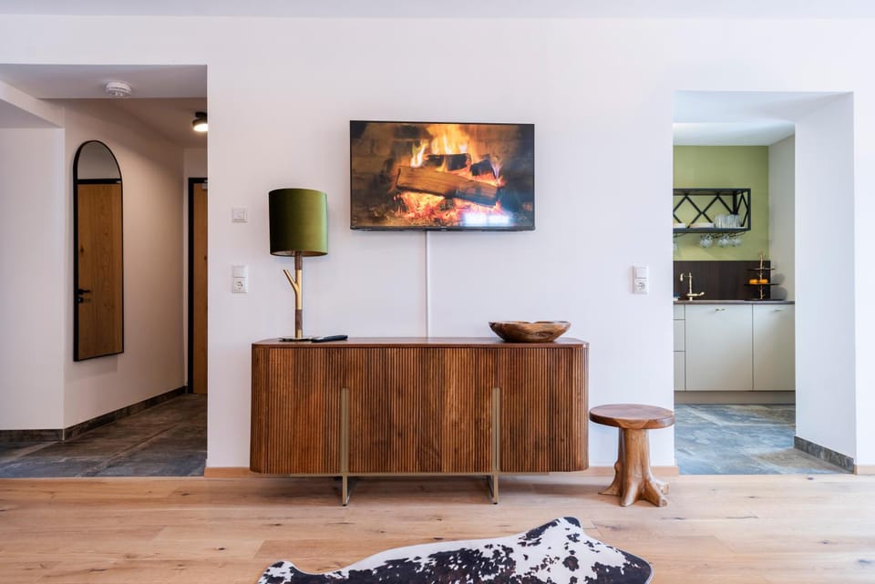 TV and multimedia, Living room, internet, pet friendly