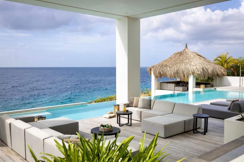 Lounge or bar