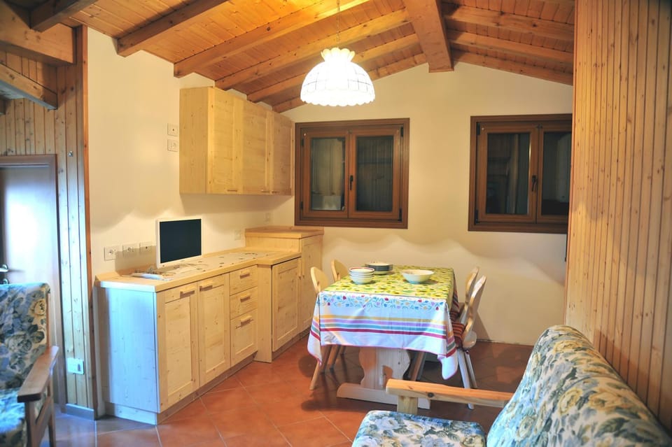 Casa Piazzo Alto, Santa Croce Ospitar Apartment in Lombardy